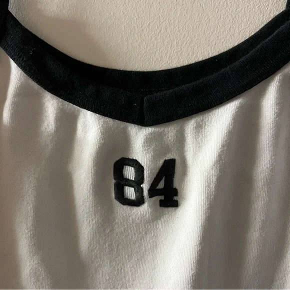 Brandy Melville Cream Sleeveless Fitted Tank Top - Picture 3 of 3